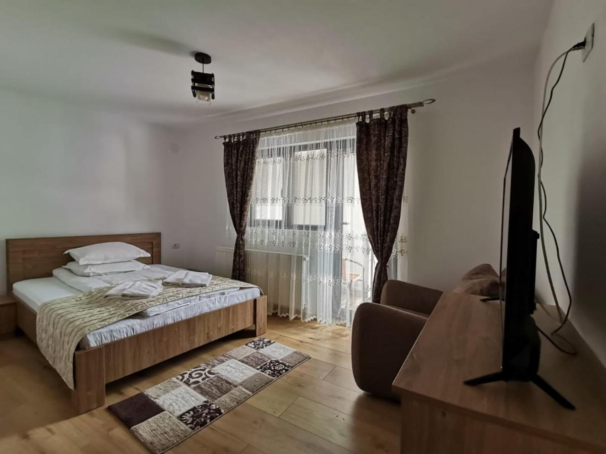 Casa Dana Olteanu Hotel Moeciu De Sus Exterior foto