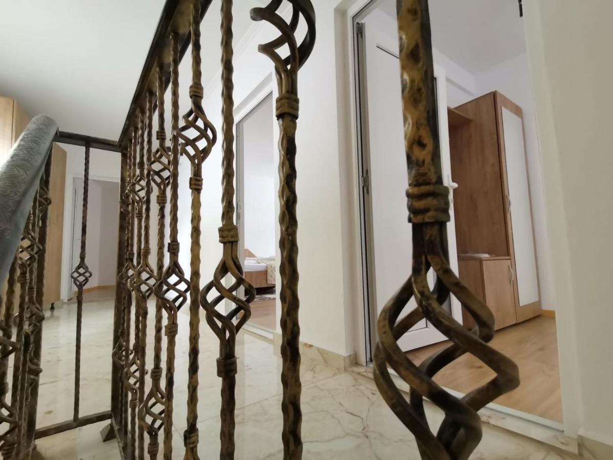 Casa Dana Olteanu Hotel Moeciu De Sus Exterior foto