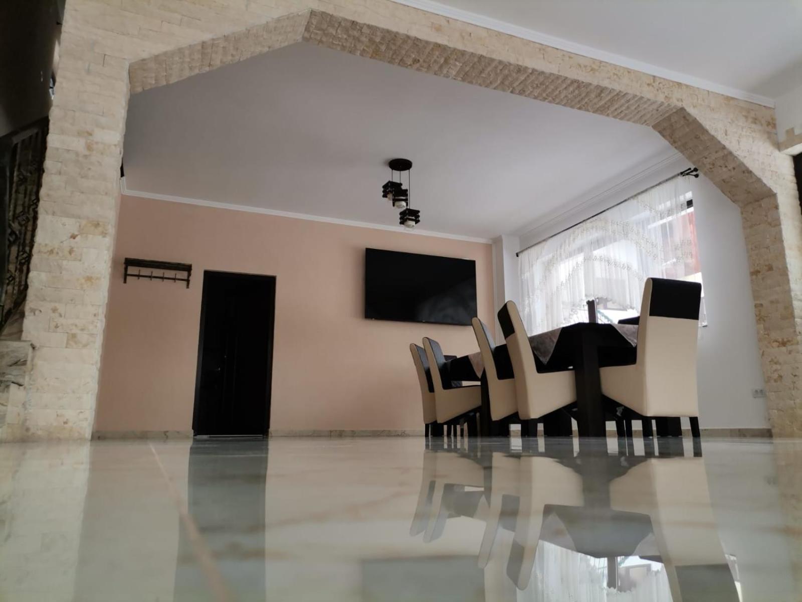 Casa Dana Olteanu Hotel Moeciu De Sus Exterior foto